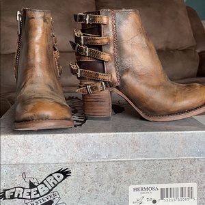Freebirds by Steven Hermosa Brown size 7